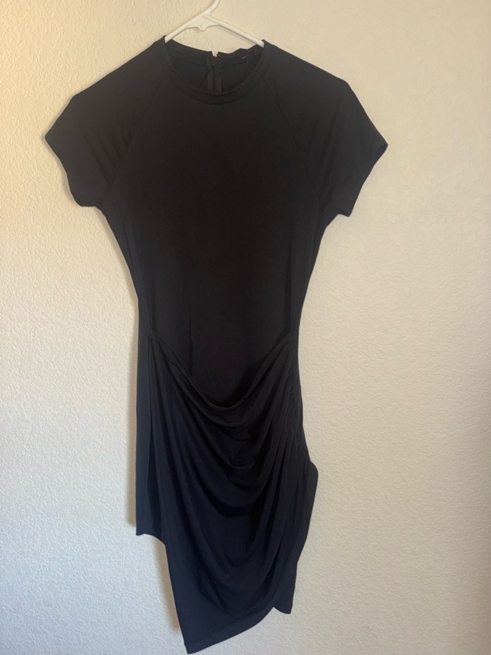 Good American black short sleeve mini dress